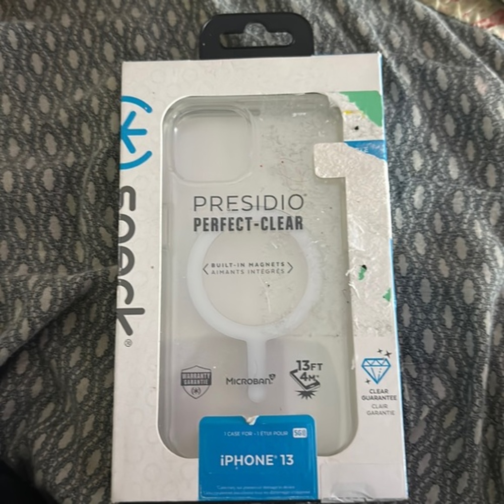 Speck presidio perfect clear iPhone 13 case
